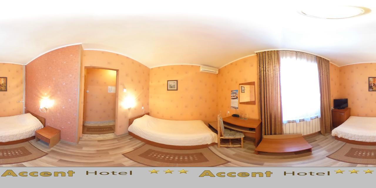 Family Hotel Accent Razgrad 外观 照片